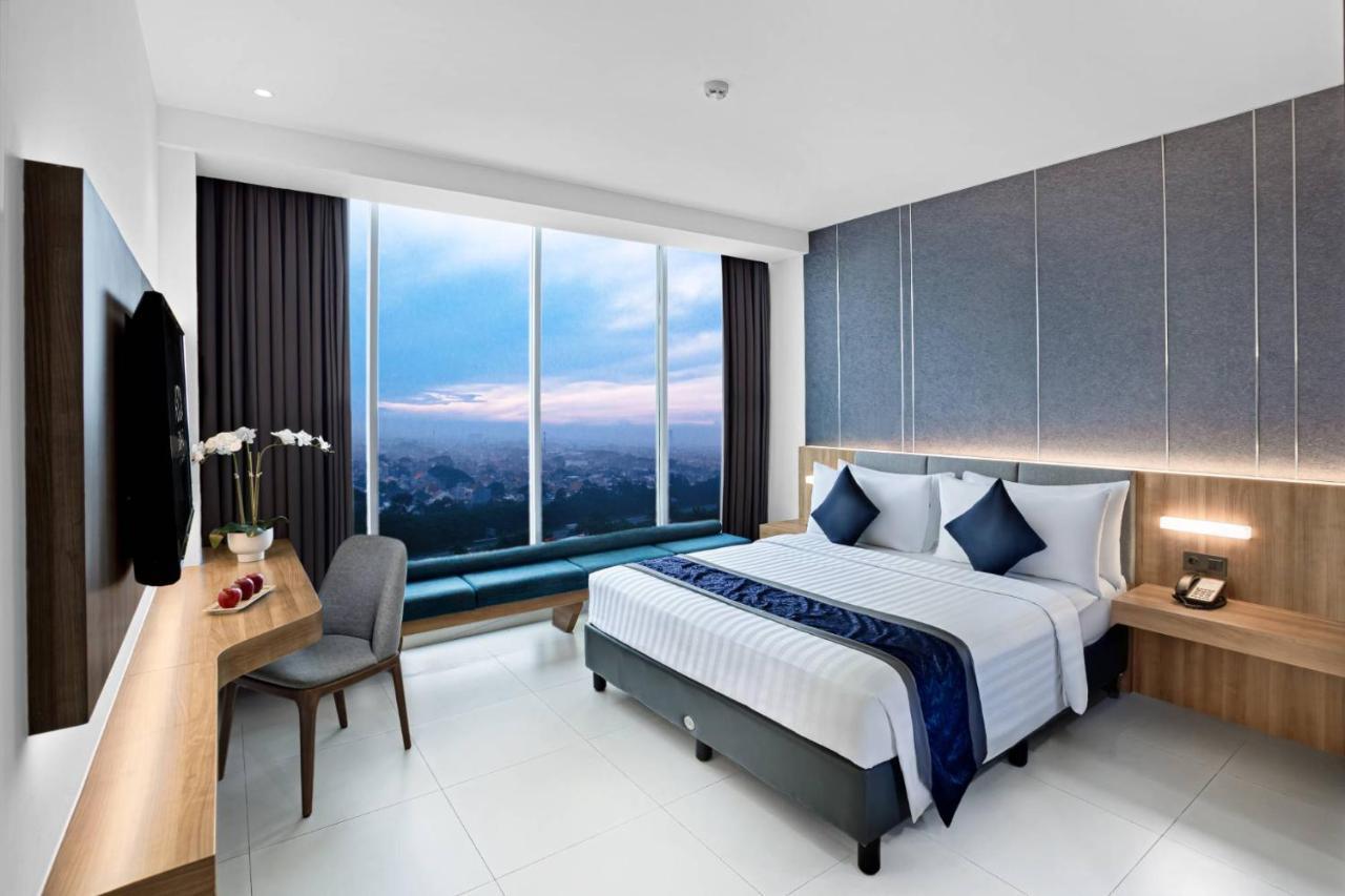 Aston Sidoarjo City Hotel & Conference Center Eksteriør bilde