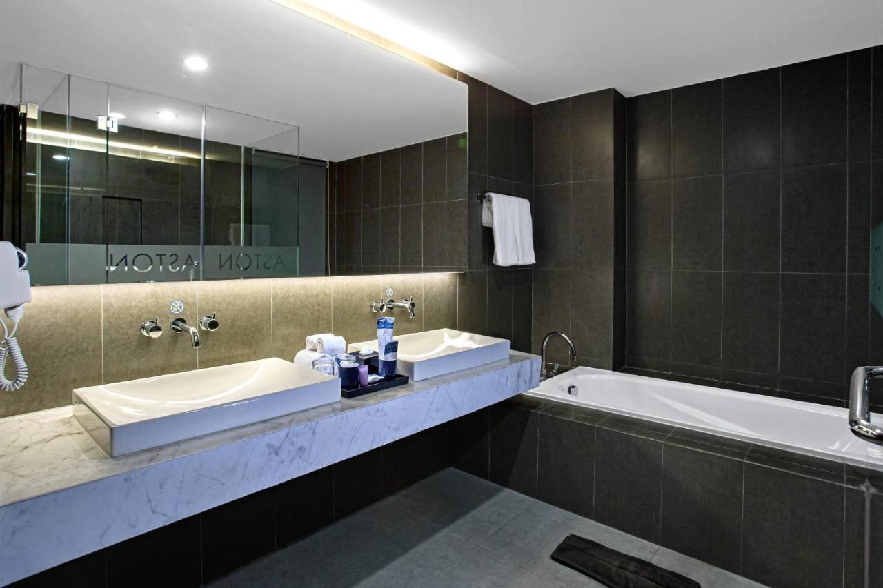Aston Sidoarjo City Hotel & Conference Center Eksteriør bilde